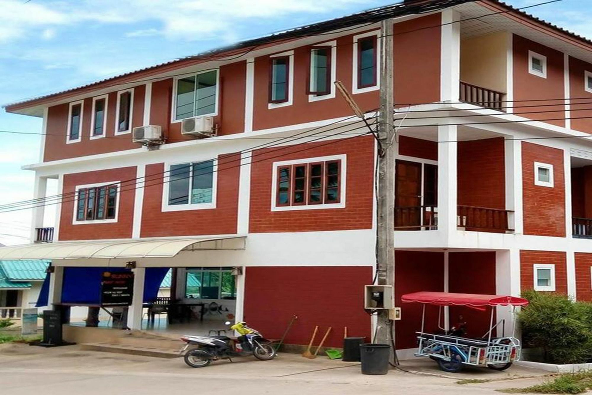 Summer Guesthouse And Hostel Тау Экстерьер фото