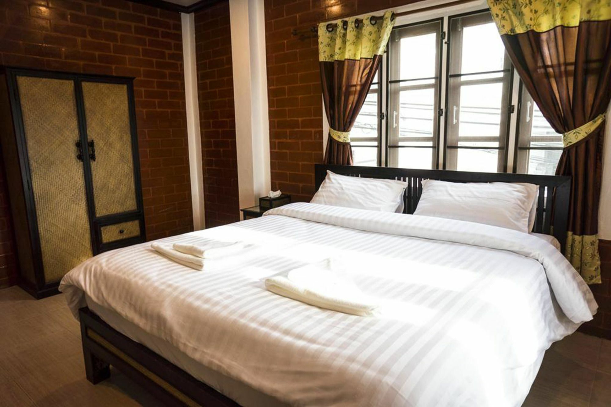 Summer Guesthouse And Hostel Тау Экстерьер фото