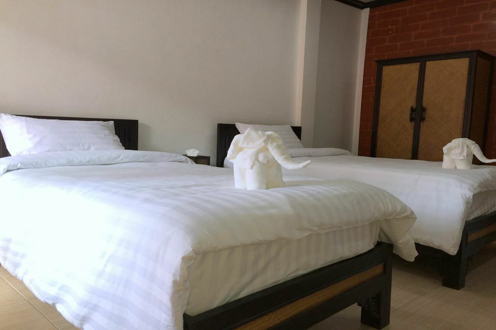 Summer Guesthouse And Hostel Тау Экстерьер фото